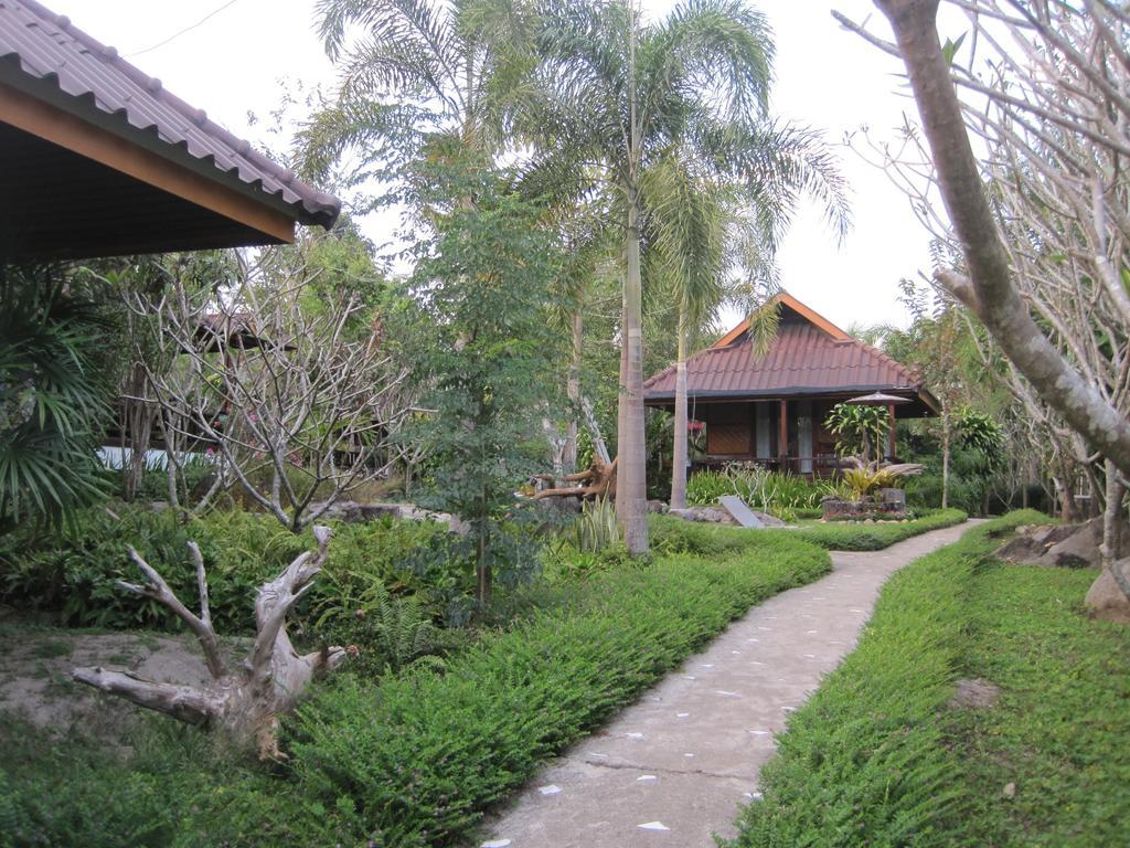 Le Mont Resort Pai Exteriör bild